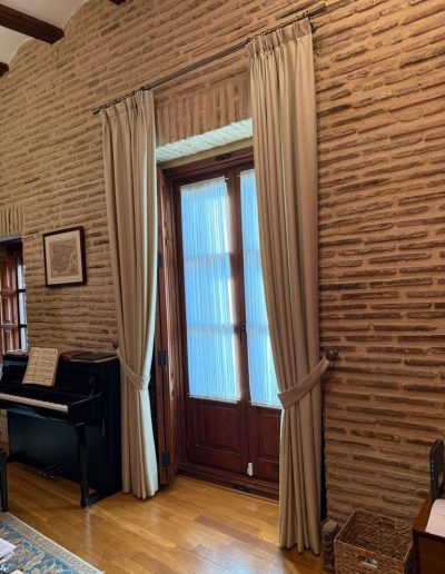 cortinas-piso-centro-historico-valencia-a-medida-rafa-guerrero (1)