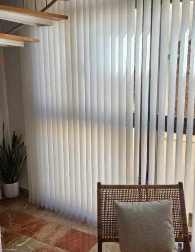 cortinas-piso-centro-historico-valencia-barrio-el-carmen-medida-rafa-guerrero (5)